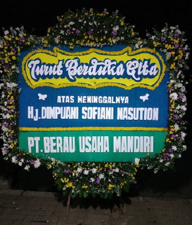 Bunga papan di dharma agung