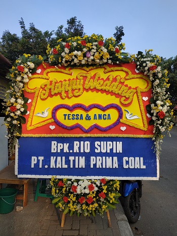 Toko bunga papan di margahayu